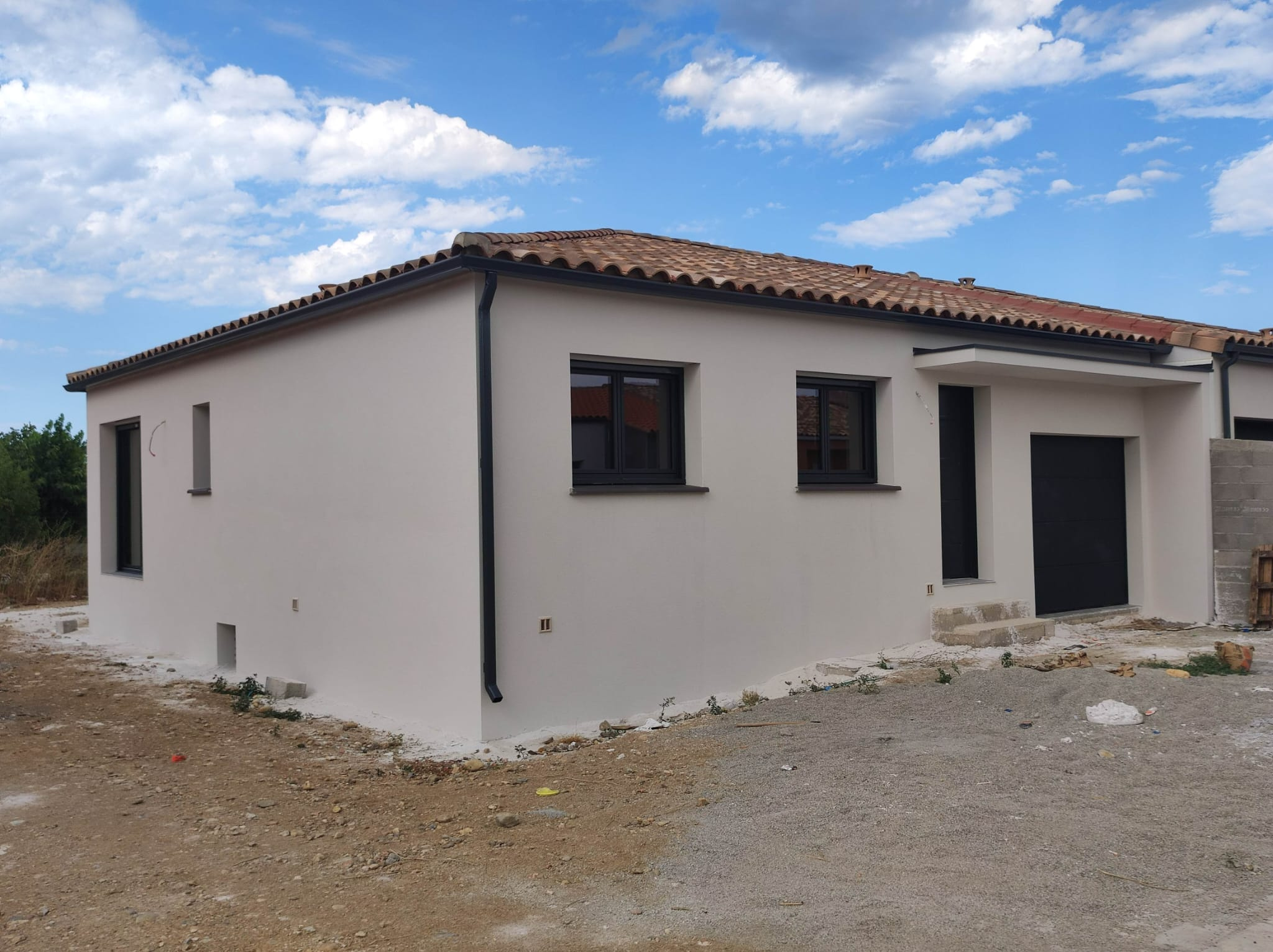VILLA LUMINEUSE T3 DE PLAIN PIED